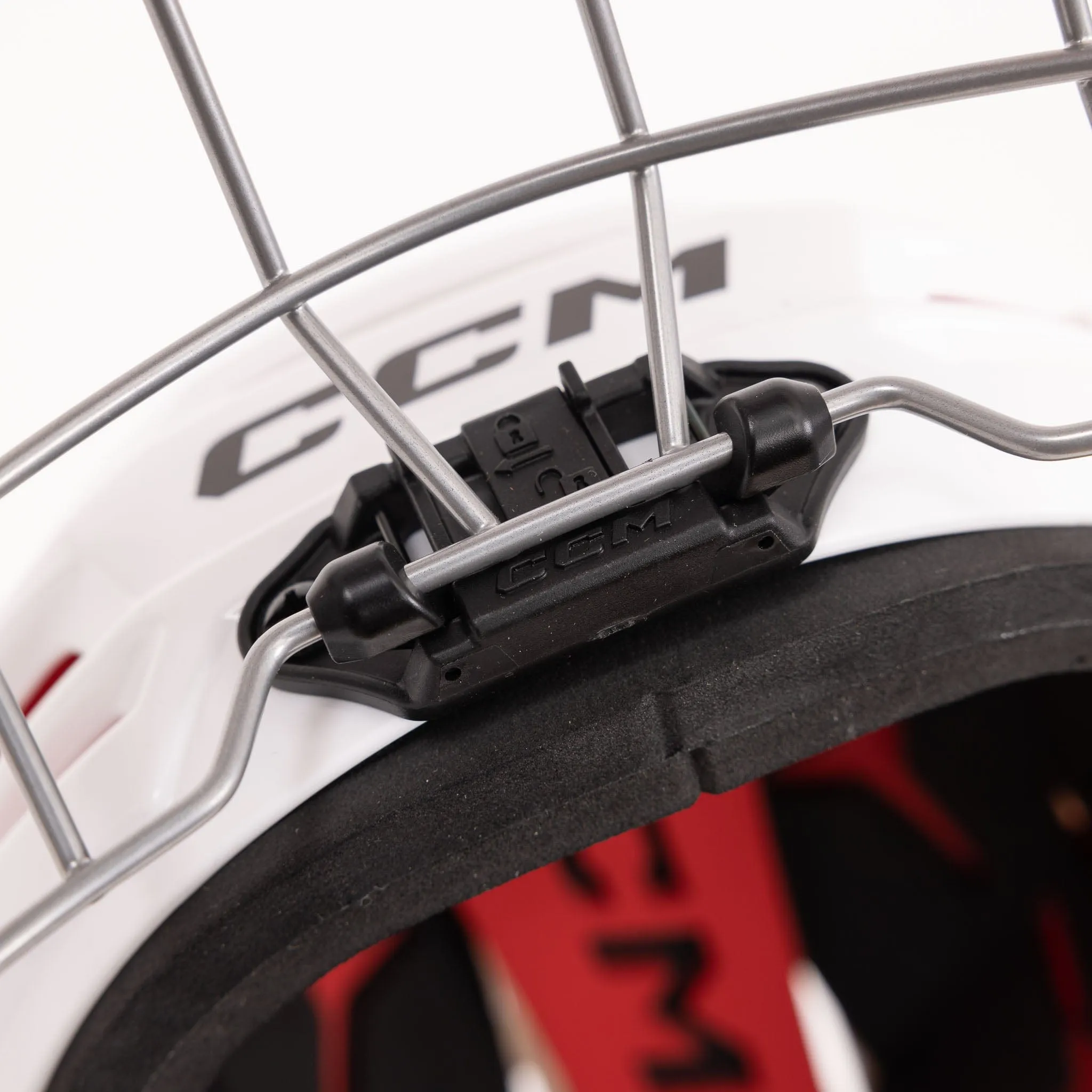 CCM Tacks 70 Junior Hockey Helmet / Cage Combo